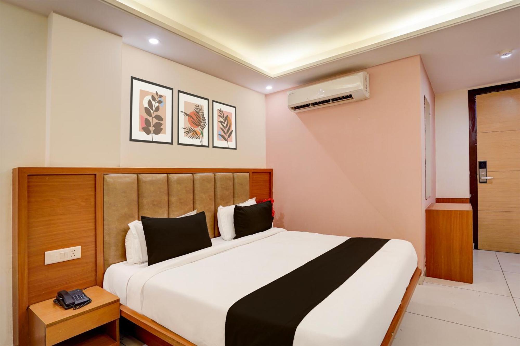 Super Townhouse Airport Road Delhi Otel Yeni Delhi Dış mekan fotoğraf