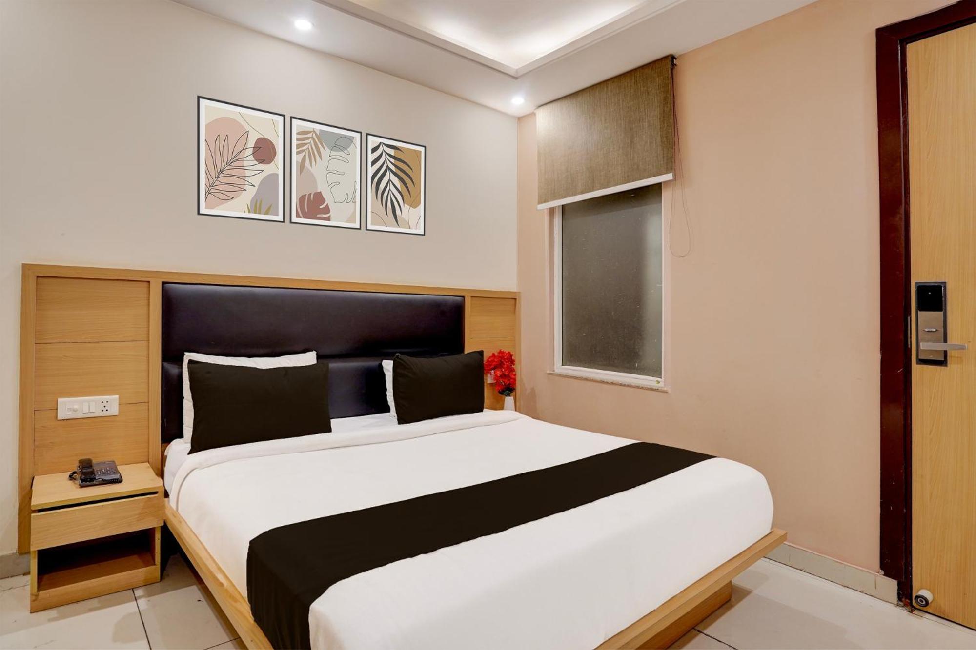 Super Townhouse Airport Road Delhi Otel Yeni Delhi Dış mekan fotoğraf